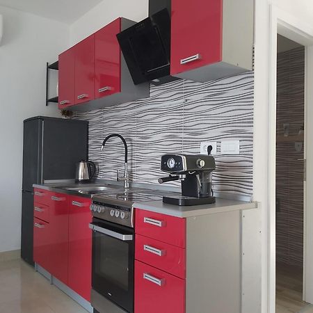Anita Prizba Apartment Bilik gambar