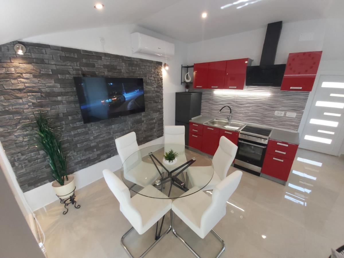 Anita Prizba Apartment Luaran gambar