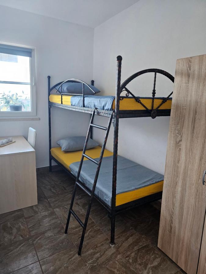 Anita Prizba Apartment Luaran gambar